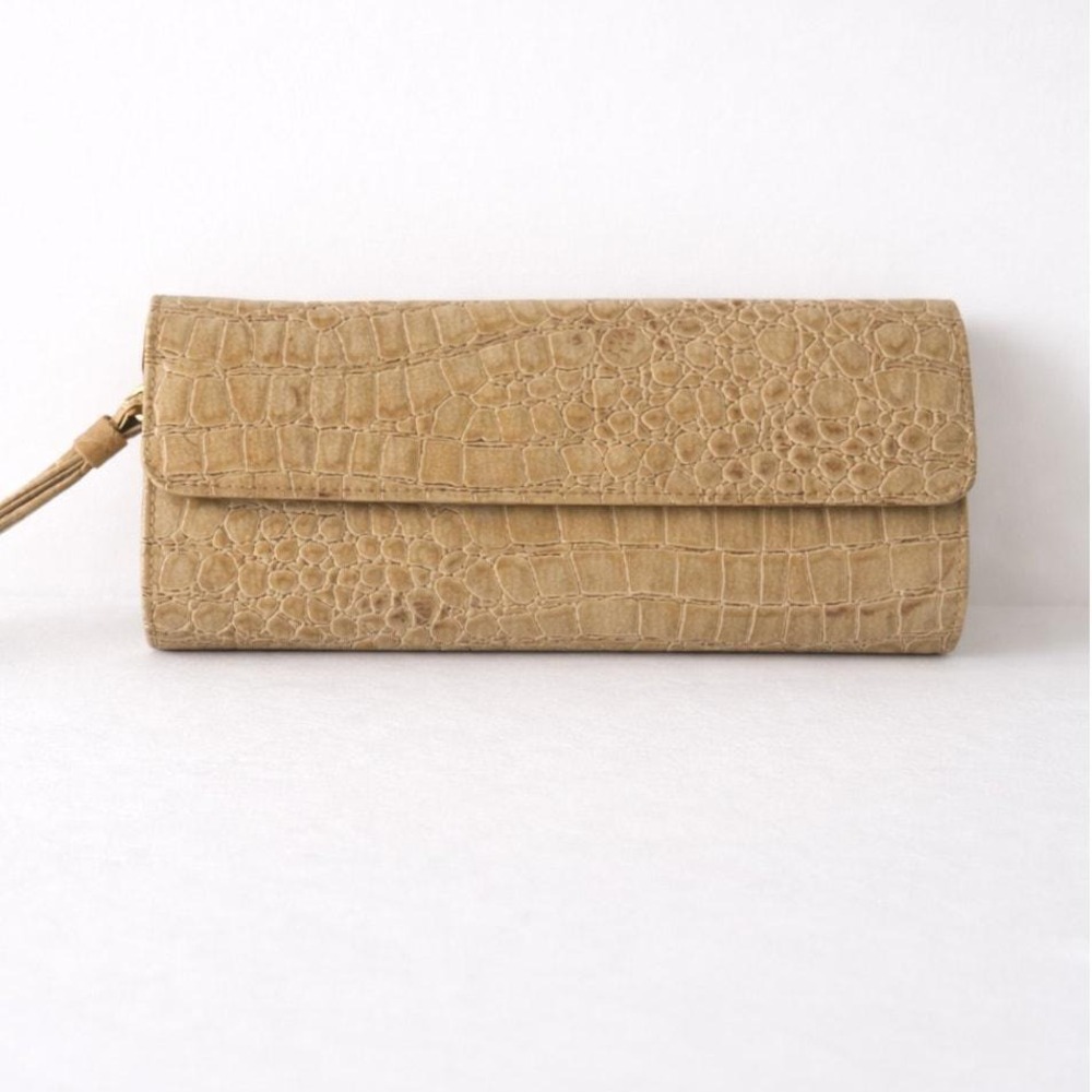 1980's La Regale Croc Embossed Formal Clutch, Wristlet, Executive Chic